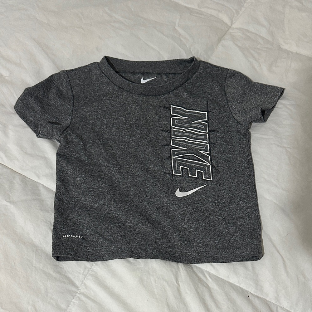 Nike Kids Charcoal Gray Short Sleeve Tee